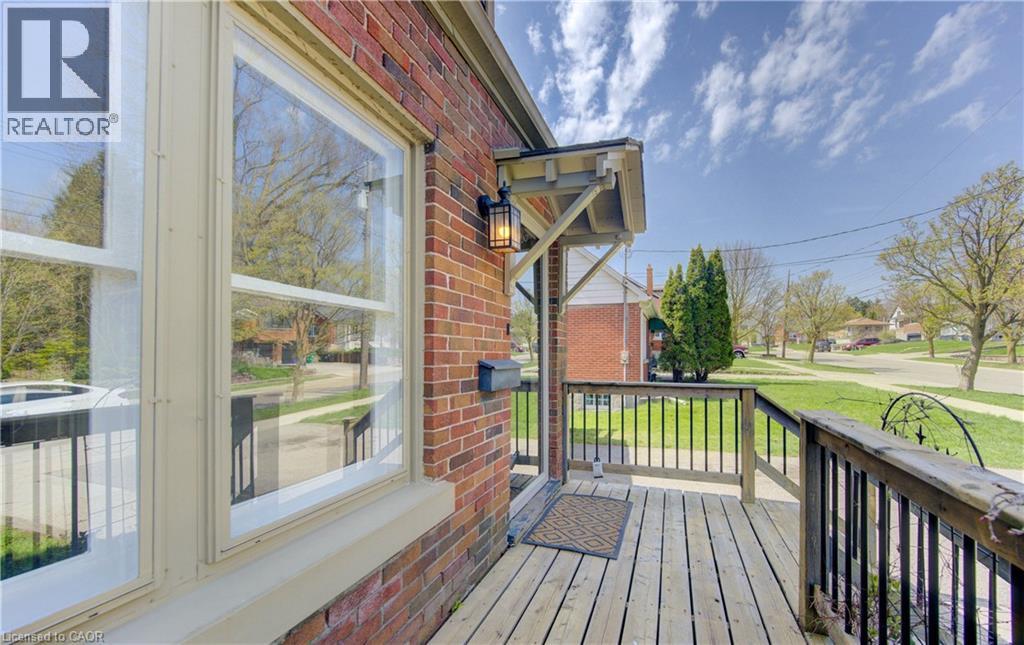 163 BINSCARTH Road thumbnail 5