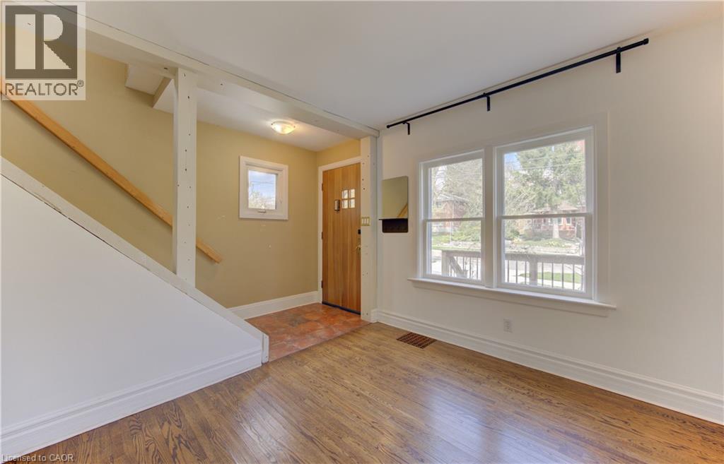 163 BINSCARTH Road thumbnail 6