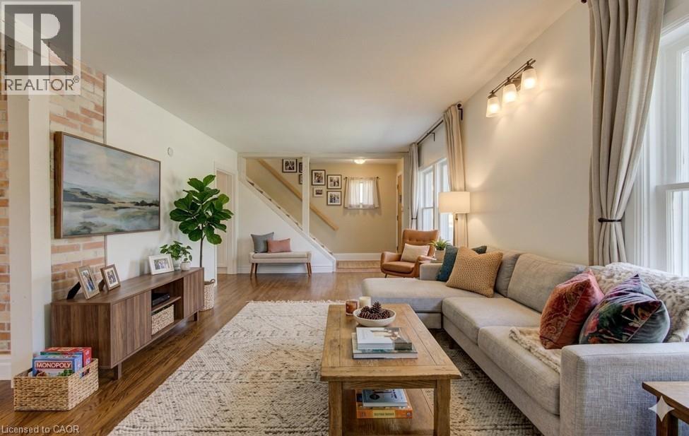 163 BINSCARTH Road thumbnail 8