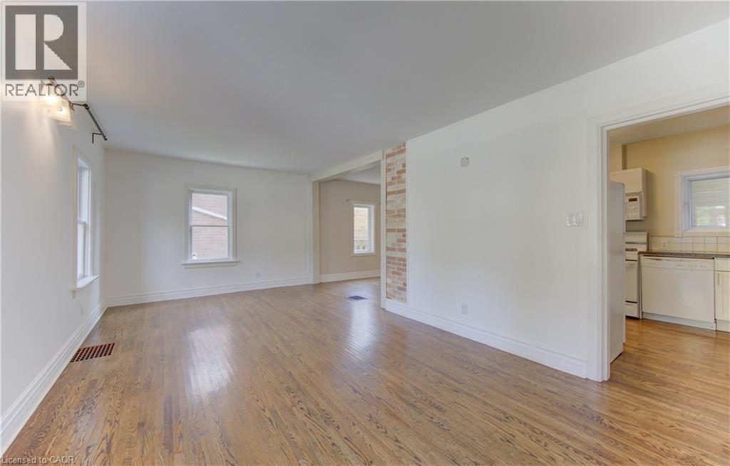 163 BINSCARTH Road thumbnail 9