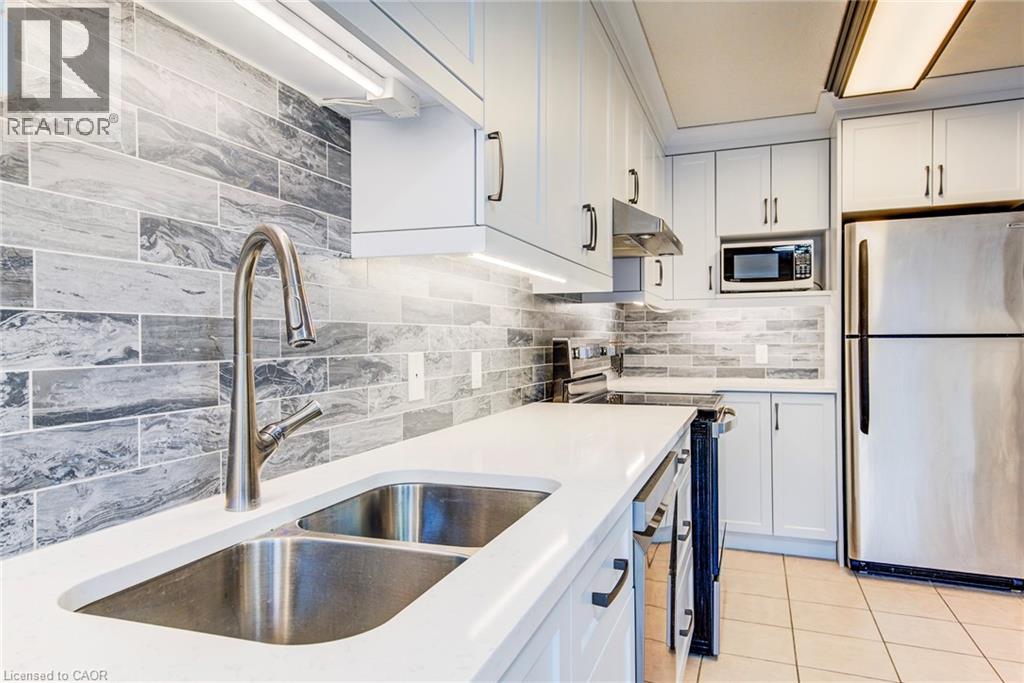 90 UDVARI Crescent thumbnail 18