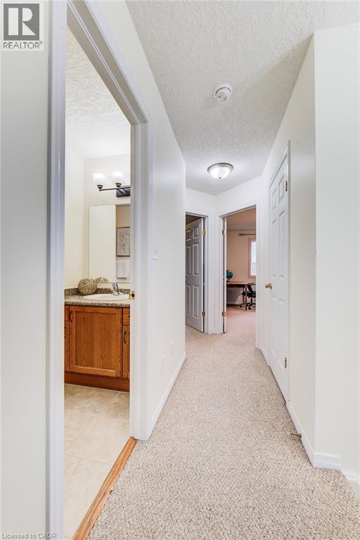 90 UDVARI Crescent thumbnail 22