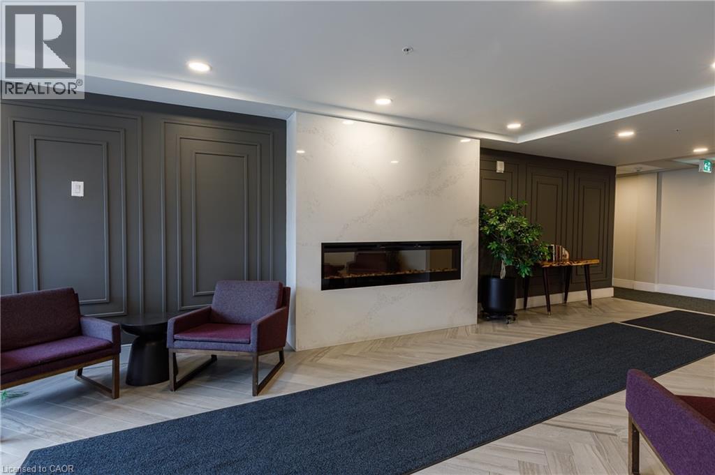 15 PRINCE ALBERT Boulevard Unit# 318 thumbnail 5