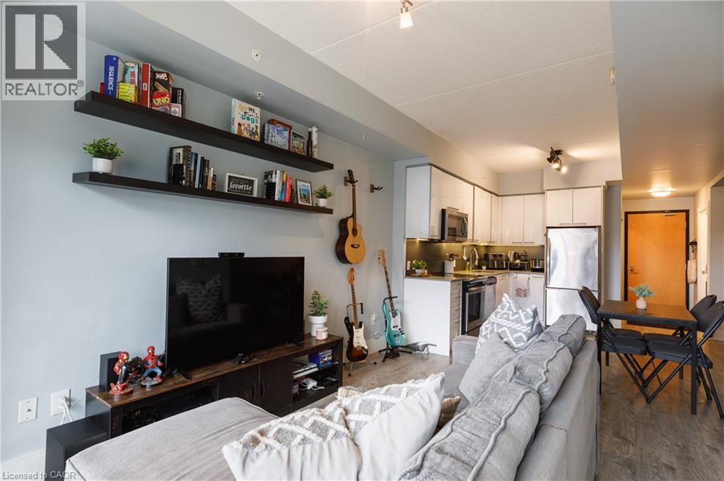 15 PRINCE ALBERT Boulevard Unit# 318 thumbnail 15