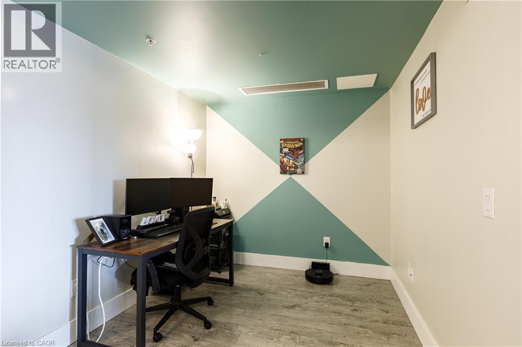 15 PRINCE ALBERT Boulevard Unit# 318 thumbnail 9