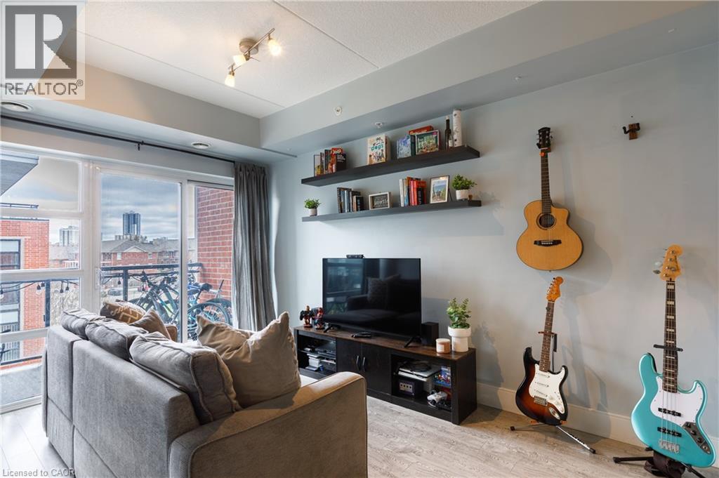 15 PRINCE ALBERT Boulevard Unit# 318 thumbnail 16