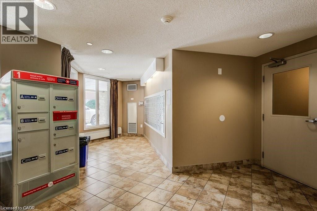 8 HARRIS Street Unit# 104 thumbnail 5