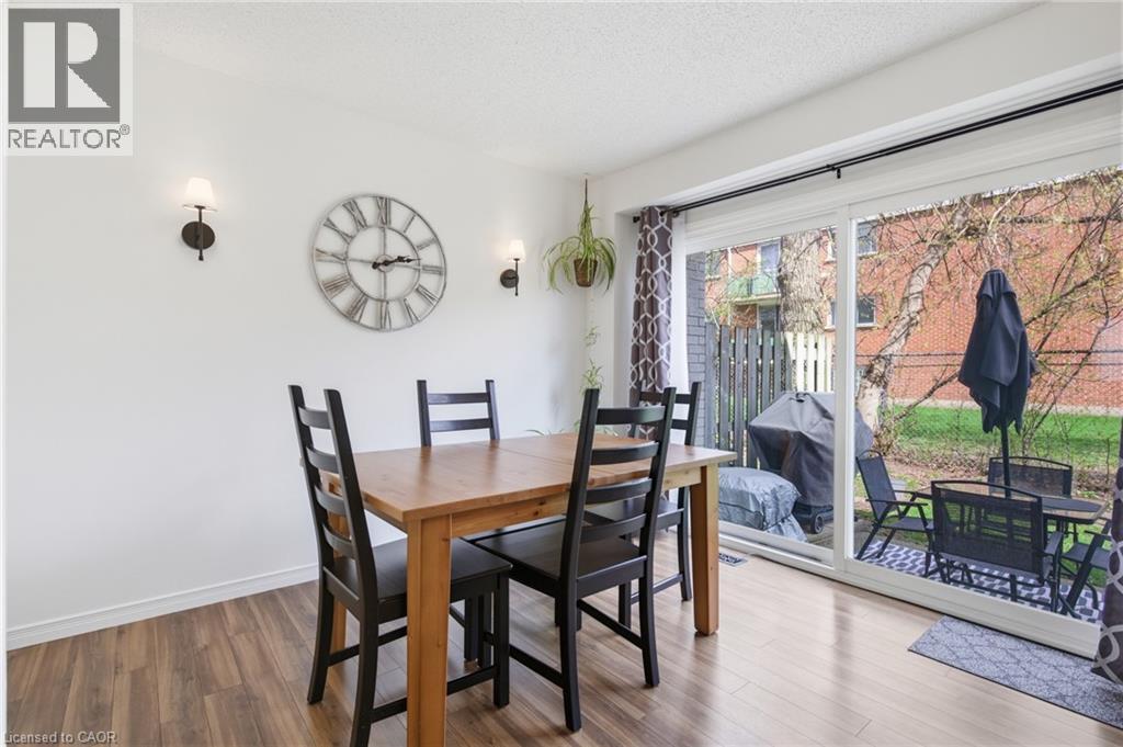 125 SEKURA Crescent Unit# 19 thumbnail 14