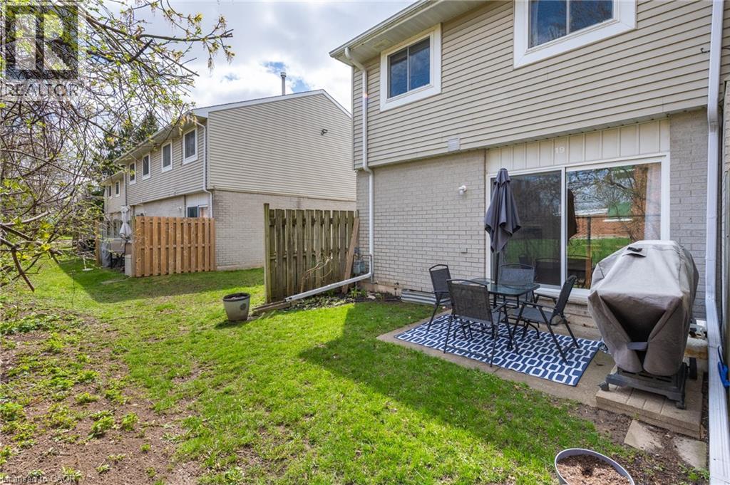 125 SEKURA Crescent Unit# 19 thumbnail 29