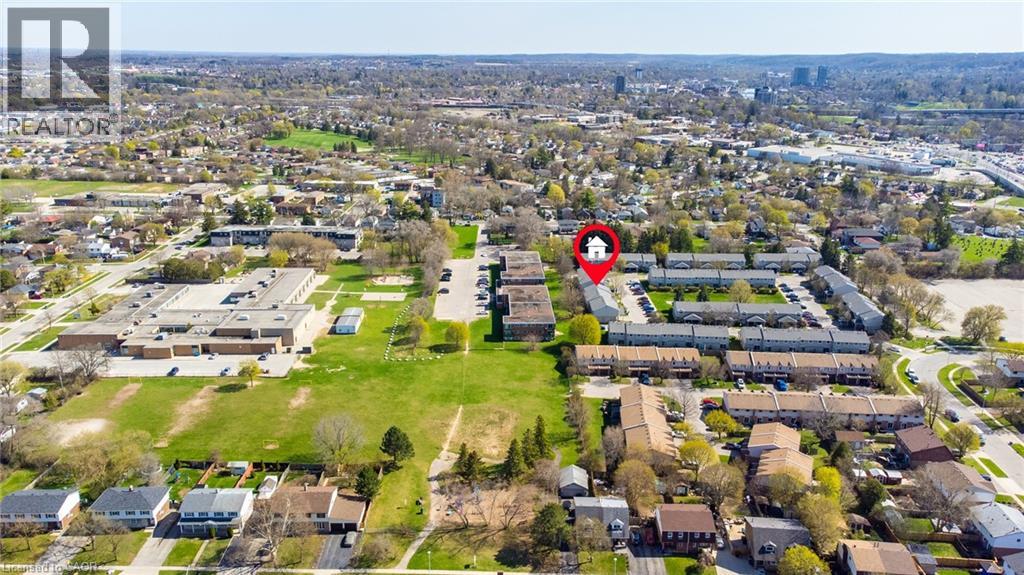 125 SEKURA Crescent Unit# 19 thumbnail 34