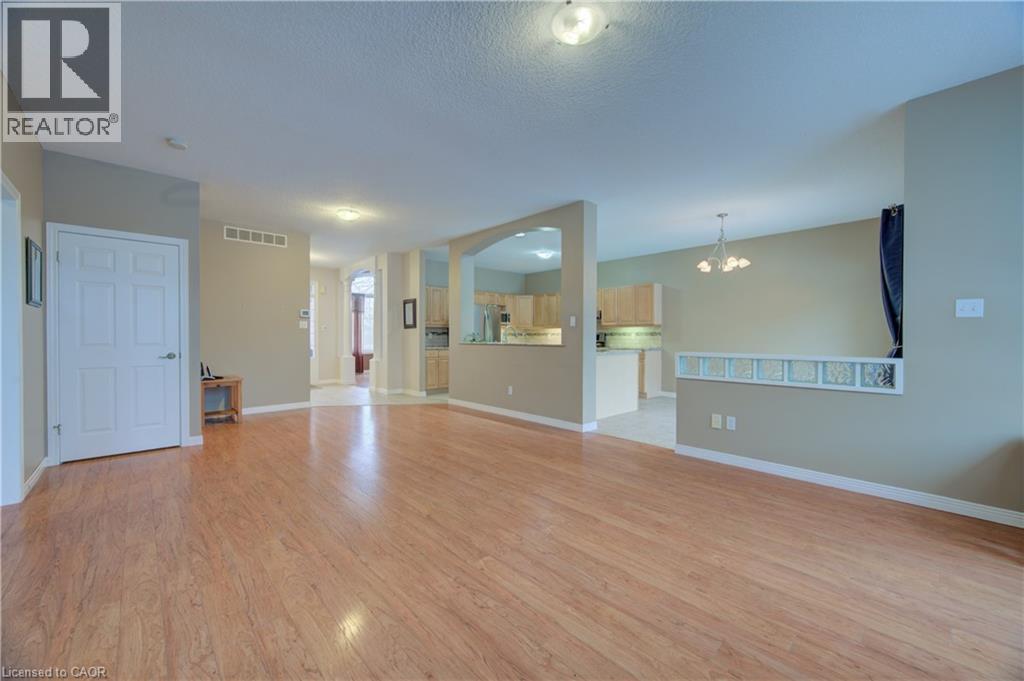 11 CAROLINIAN Lane thumbnail 11