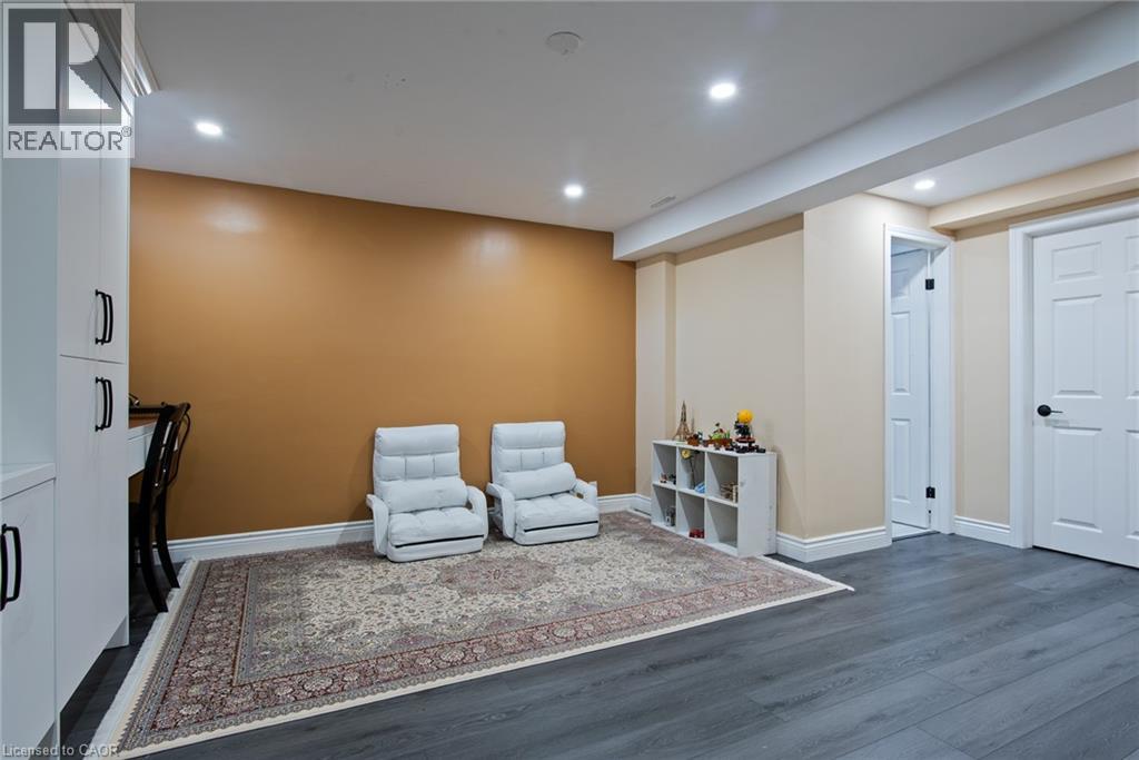 465 WOOLWICH Street Unit# 9 thumbnail 32