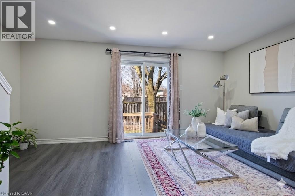 465 WOOLWICH Street Unit# 9 thumbnail 2