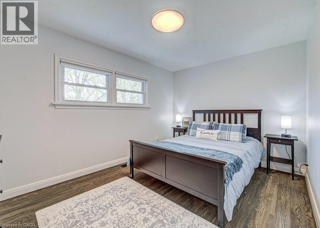 549 DUNBAR Road thumbnail 25