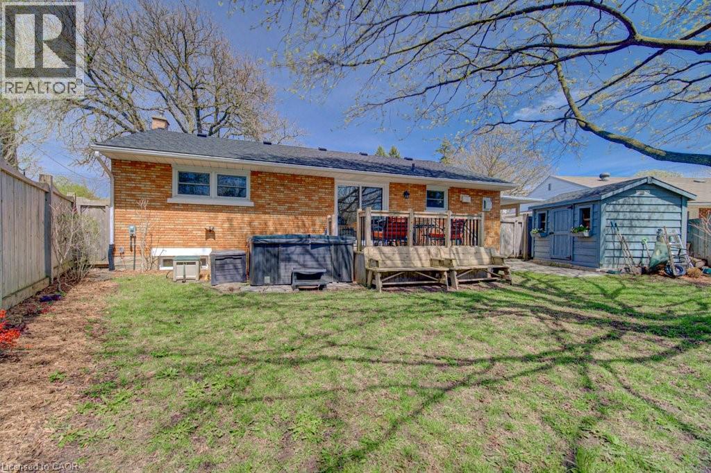 549 DUNBAR Road thumbnail 45