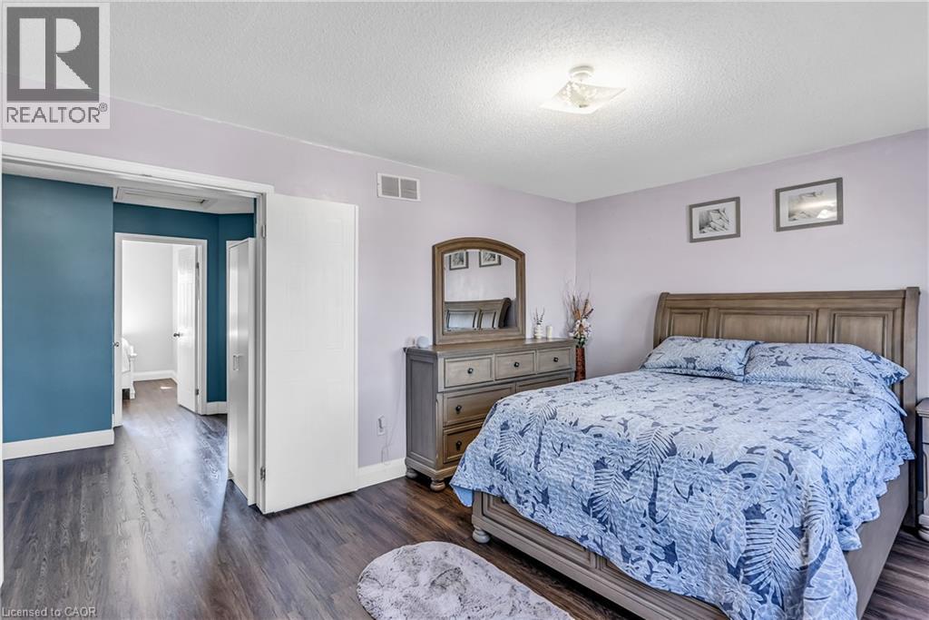 67 ORCHID Crescent thumbnail 20