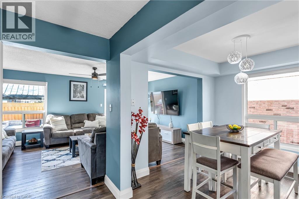 67 ORCHID Crescent thumbnail 6