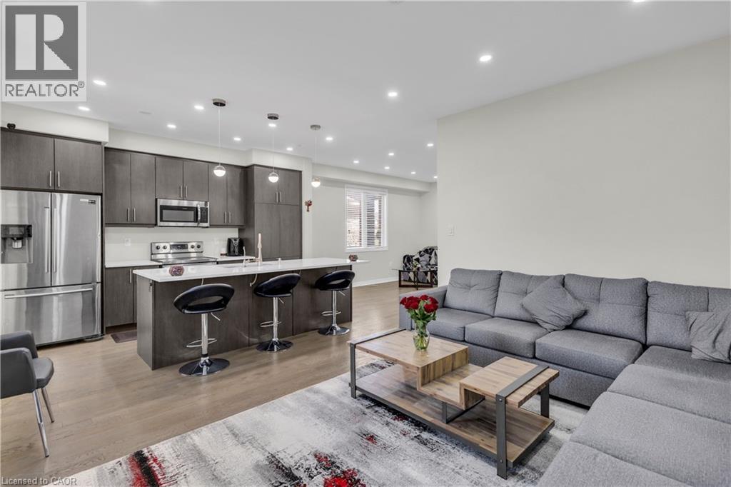 661 DOON SOUTH Drive thumbnail 9