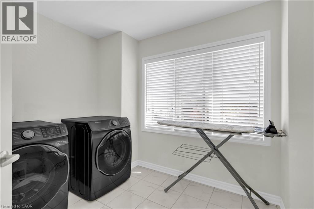 661 DOON SOUTH Drive thumbnail 17