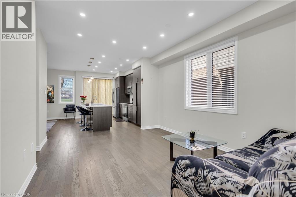 661 DOON SOUTH Drive thumbnail 14