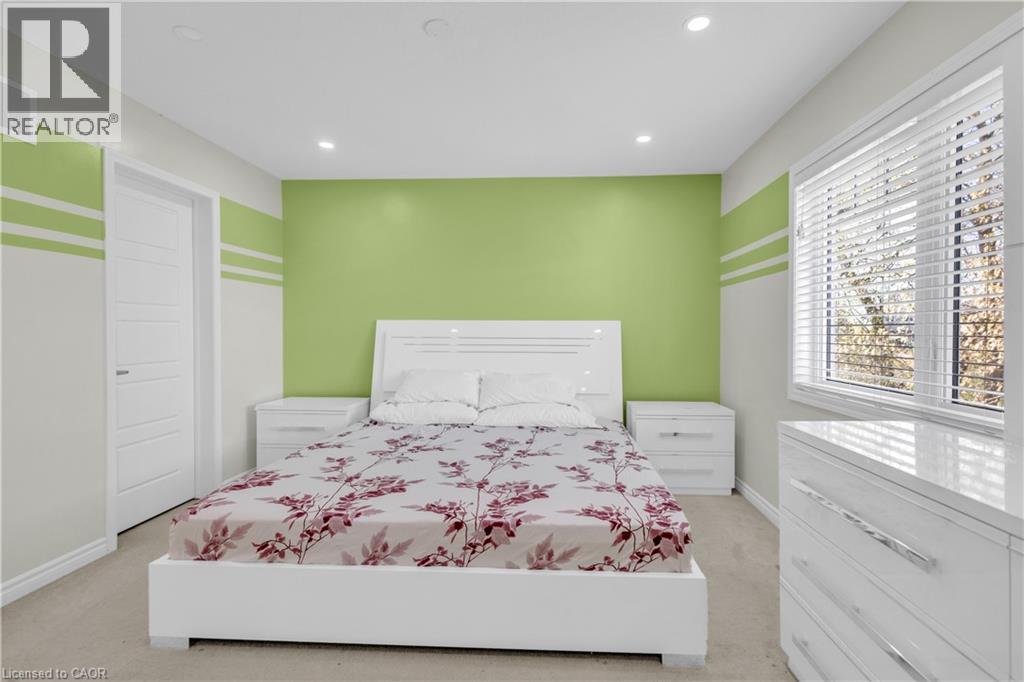 661 DOON SOUTH Drive thumbnail 29