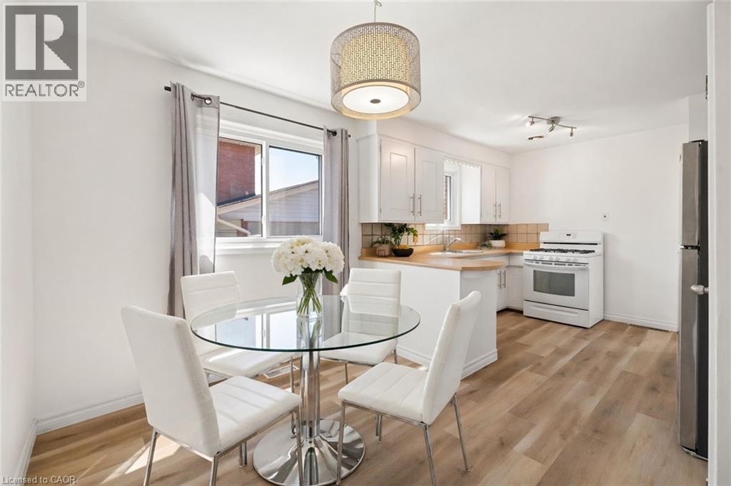 91 WILFRED Avenue thumbnail 11