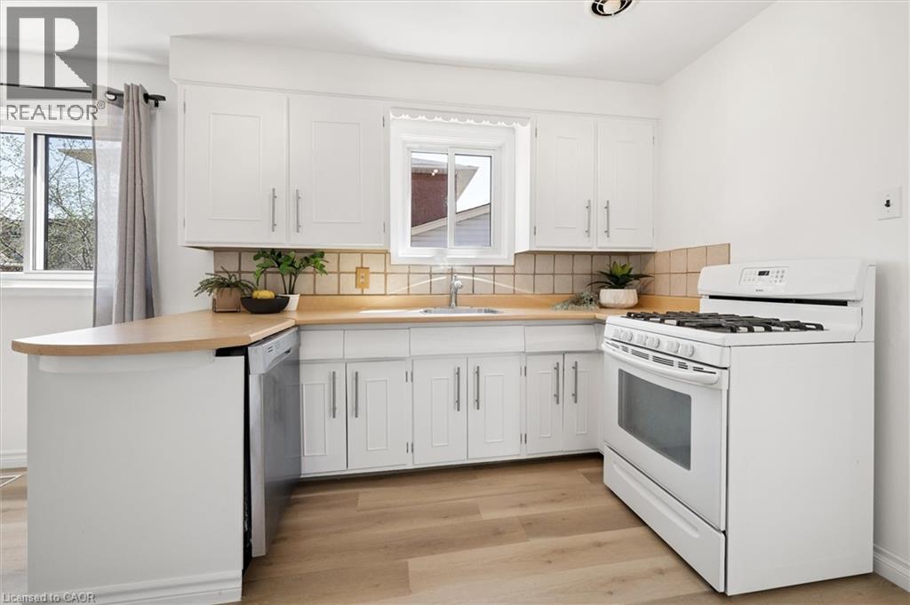 91 WILFRED Avenue thumbnail 8