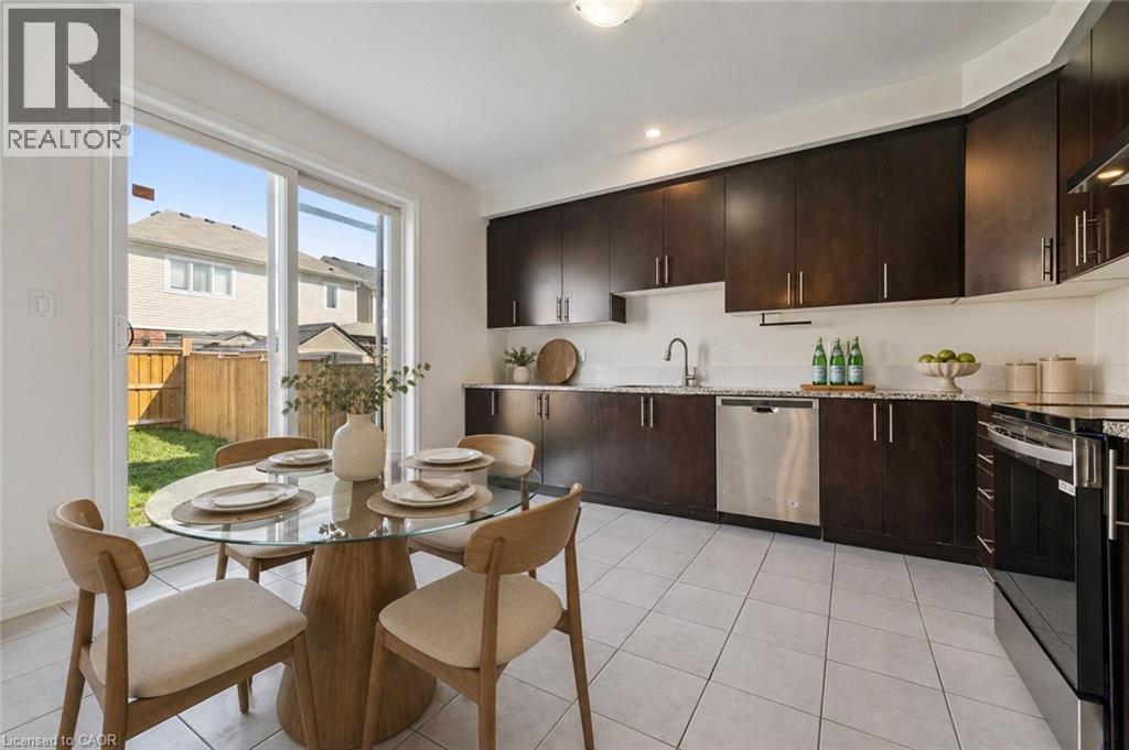 267 GROVEHILL Crescent thumbnail 11