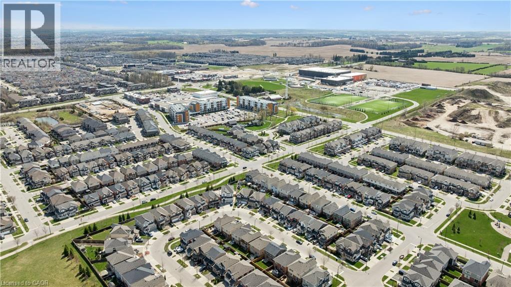 267 GROVEHILL Crescent thumbnail 37