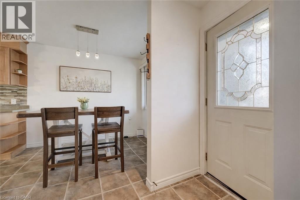 22 DUNCAIRN Avenue thumbnail 6