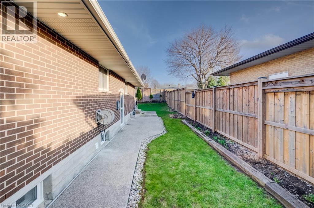 22 DUNCAIRN Avenue thumbnail 37