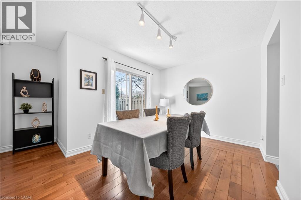 375 KINGSCOURT Drive Unit# 20 thumbnail 20