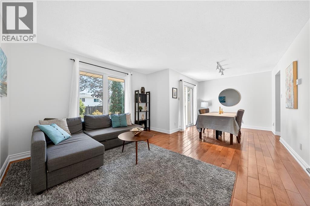 375 KINGSCOURT Drive Unit# 20 thumbnail 22