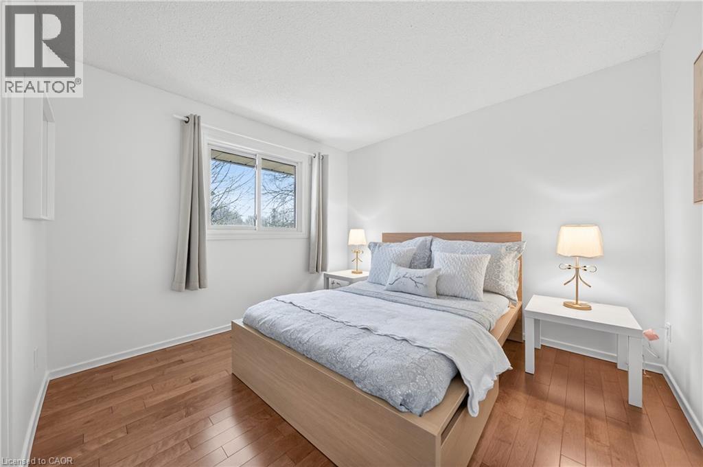 375 KINGSCOURT Drive Unit# 20 thumbnail 30