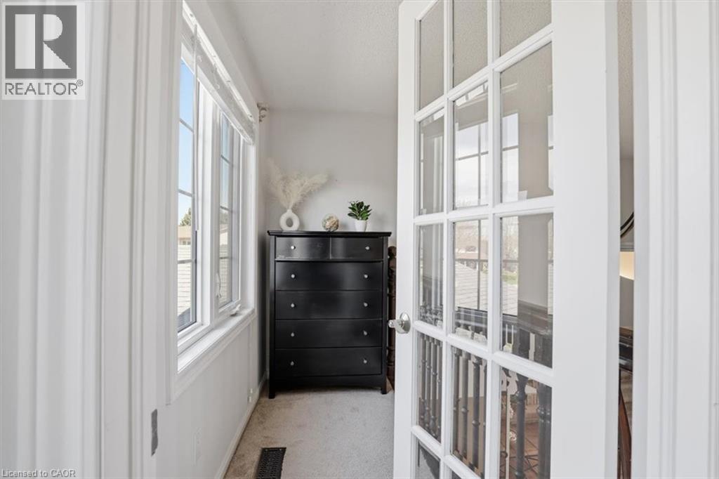 113 GLENECHO Court thumbnail 32