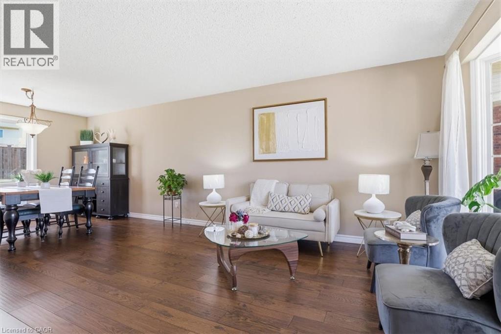 113 GLENECHO Court thumbnail 9