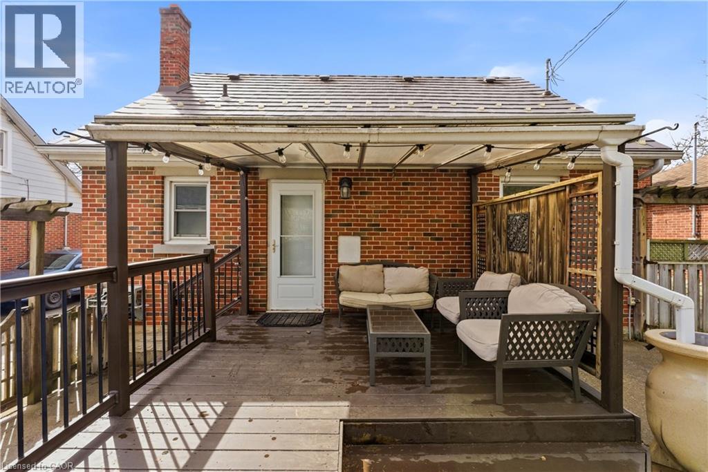 1110 EAGLE Street N thumbnail 17