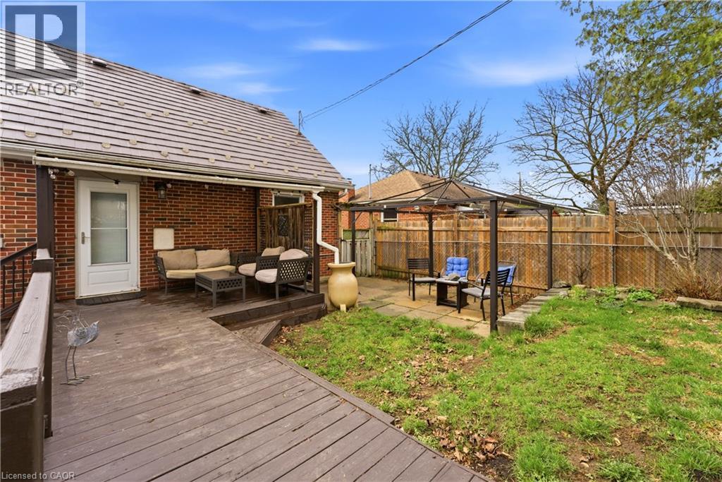 1110 EAGLE Street N thumbnail 18