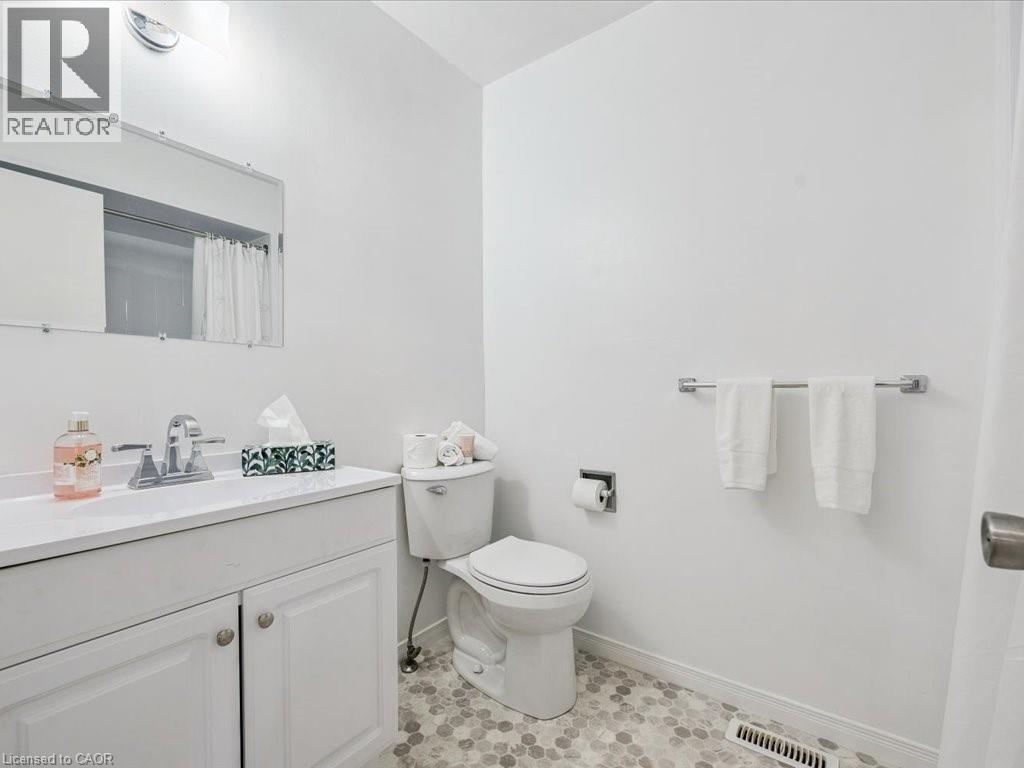 40 NORA Court thumbnail 13