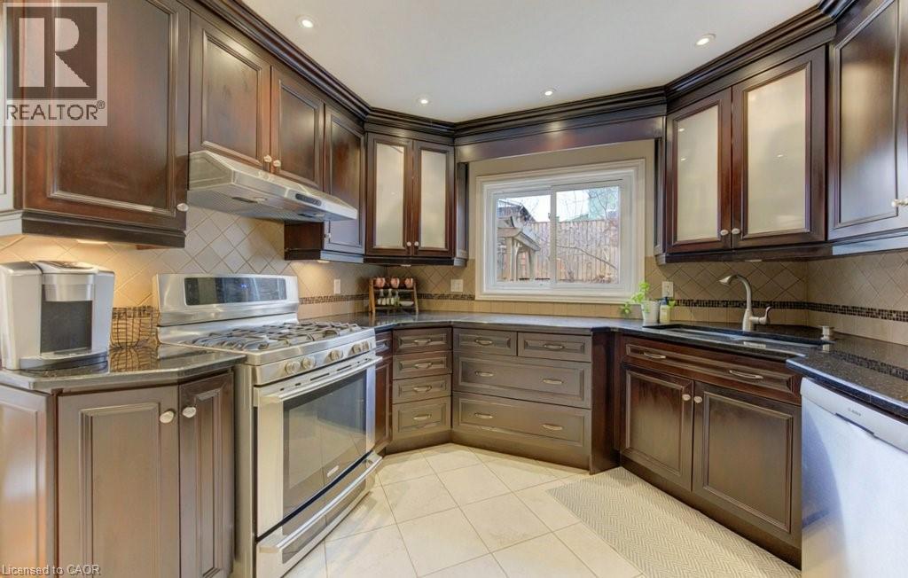 15 DEERWOOD Crescent thumbnail 17