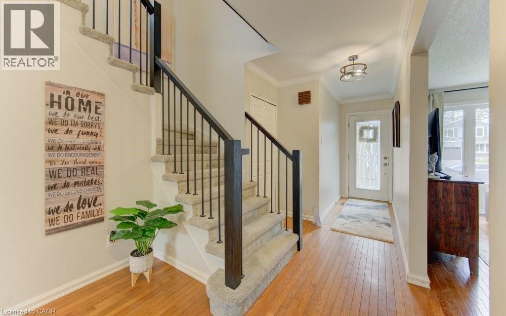 15 DEERWOOD Crescent thumbnail 3