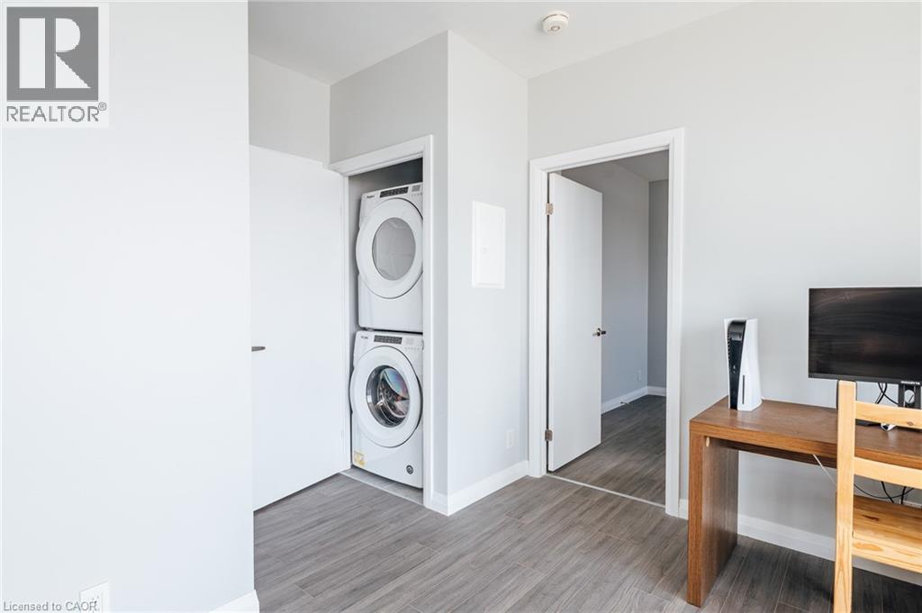 104 W GARMENT Street Unit# 708 thumbnail 9