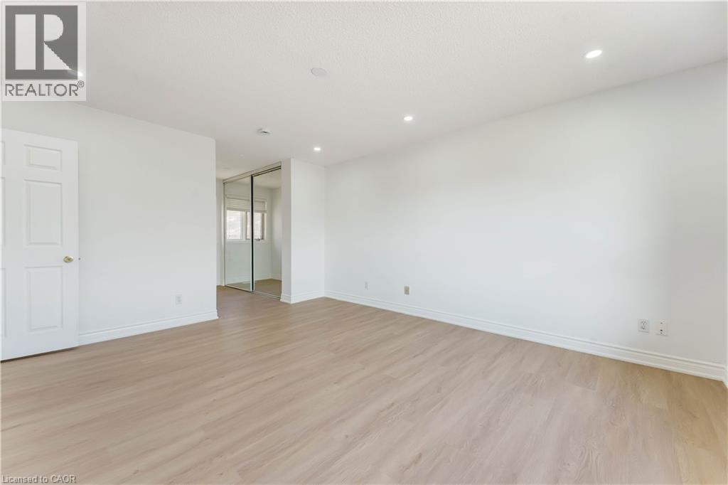 530 FOUNTAIN Street S thumbnail 22