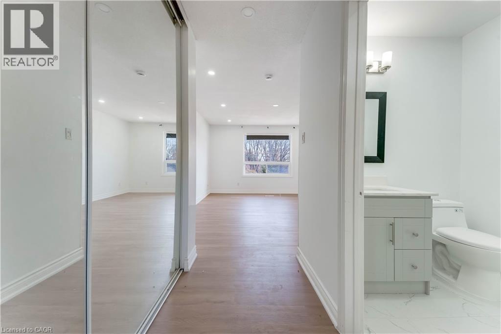 530 FOUNTAIN Street S thumbnail 26