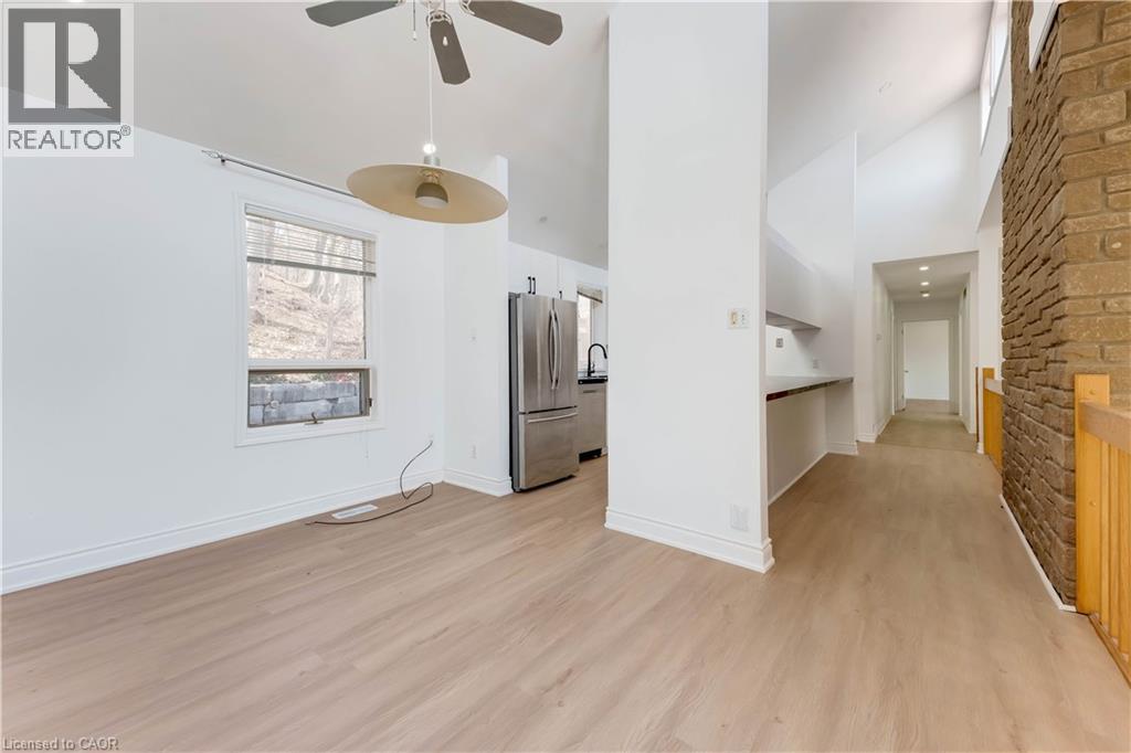 530 FOUNTAIN Street S thumbnail 4