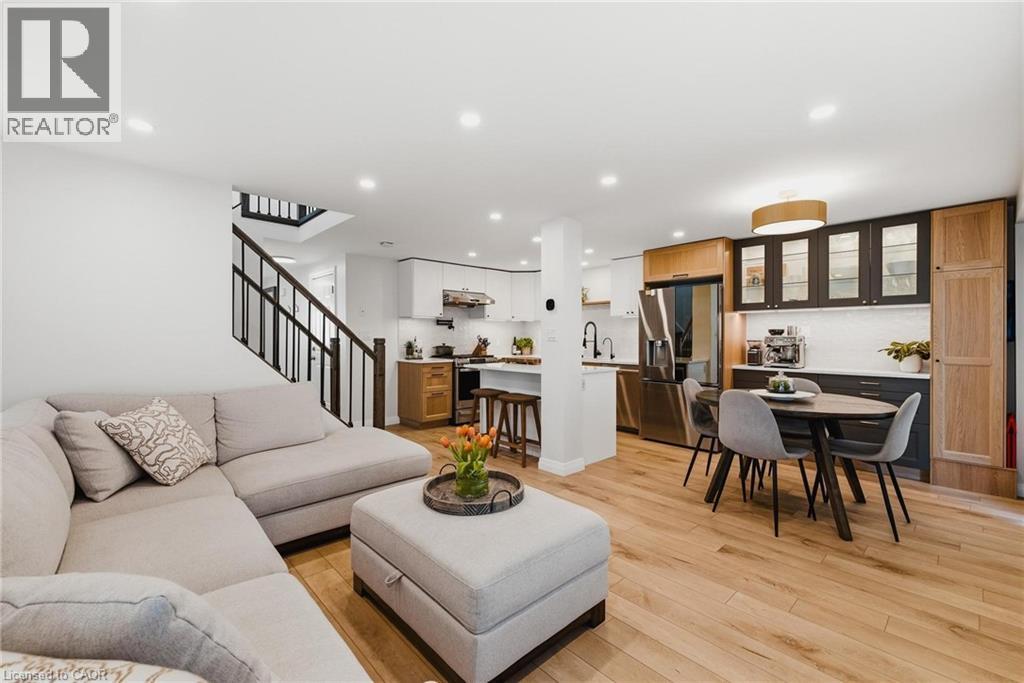 218 PROSPERITY Drive thumbnail 4