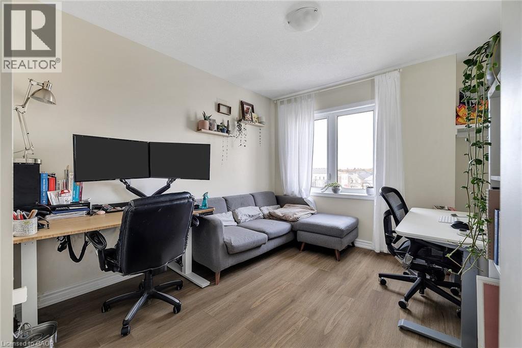 904 APPLE HILL Lane thumbnail 15