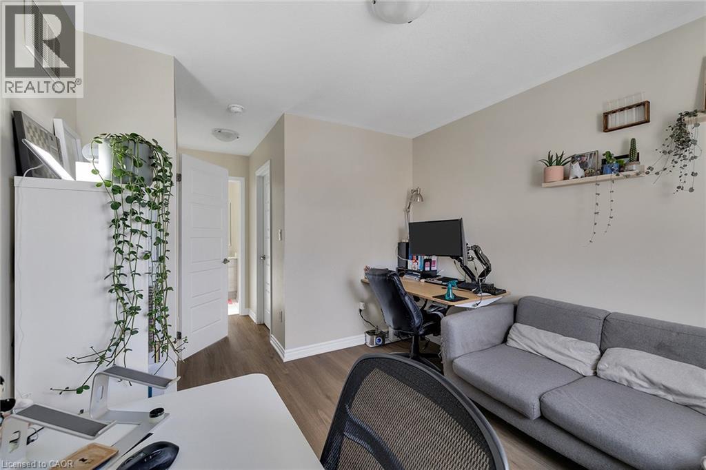 904 APPLE HILL Lane thumbnail 16