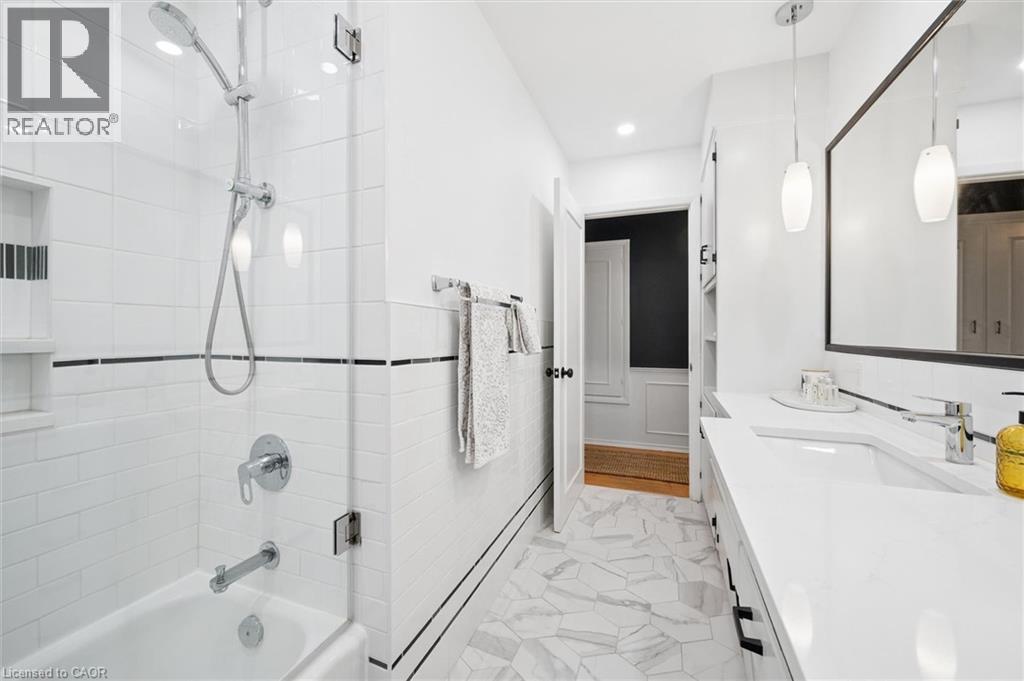 144 RIPPLEWOOD Crescent thumbnail 22