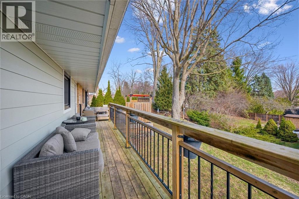 144 RIPPLEWOOD Crescent thumbnail 43